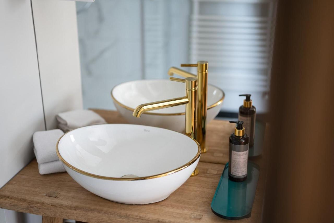 Sava Boutique Hotel ワルシャワ エクステリア 写真
