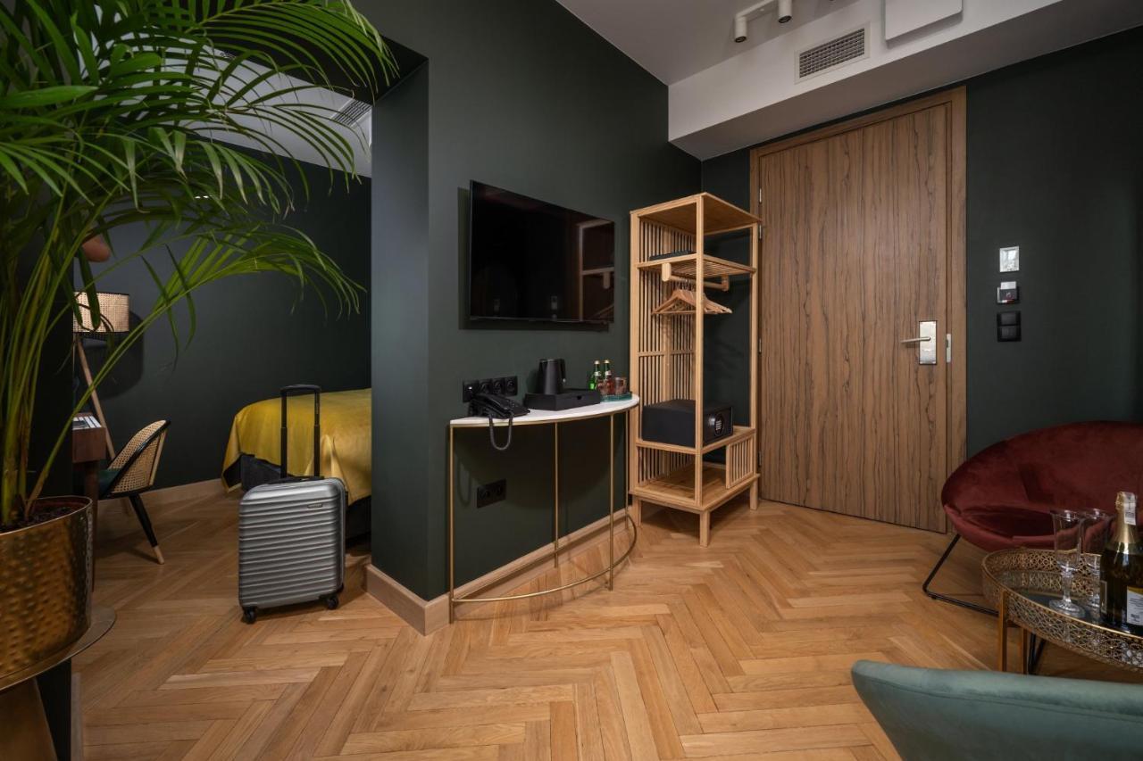 Sava Boutique Hotel ワルシャワ エクステリア 写真